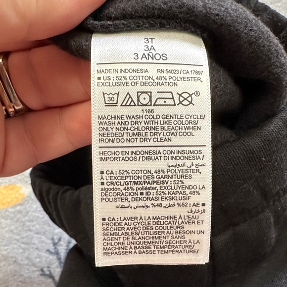 ❤️ 2/$70 - Old Navy 3T Boys Sweatpants - Gray, Olive, and Black - Picture 9 of 11